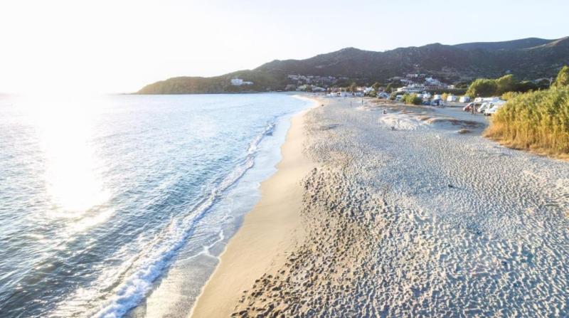 Hotel Villa Del Mare Solanas Solanas  Dış mekan fotoğraf